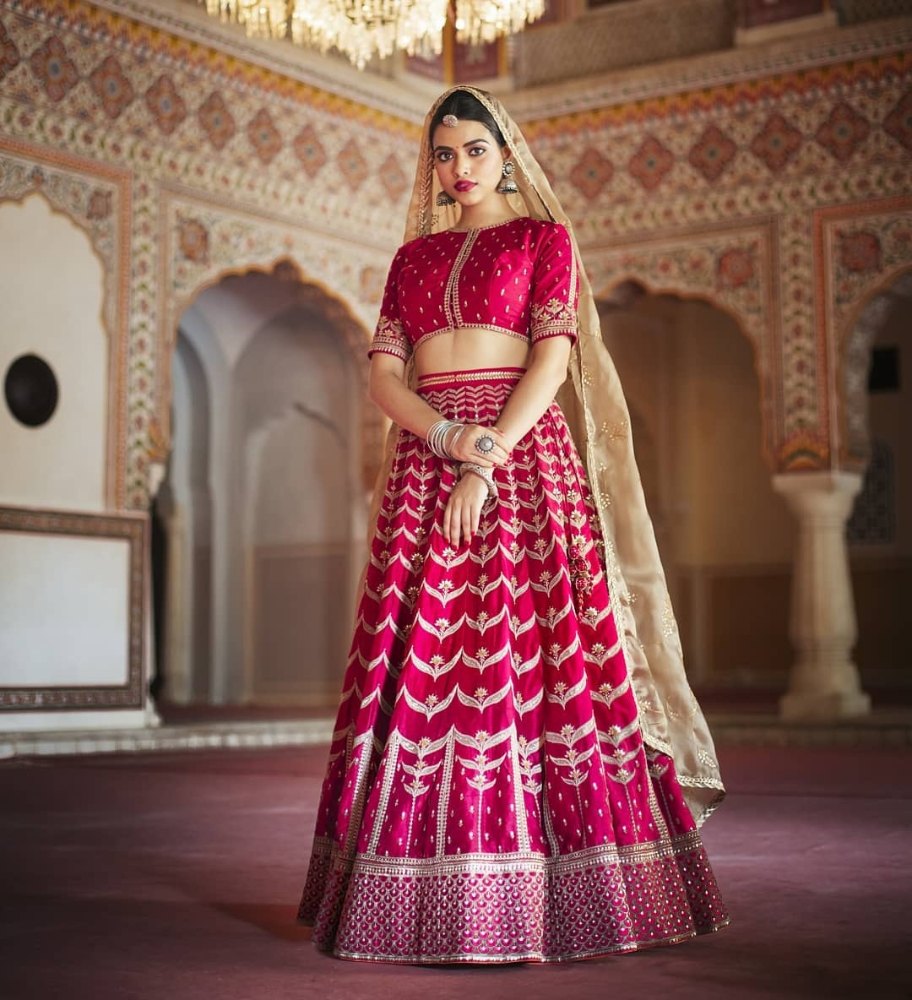 Fabzone Semi-Stitched Designer Wedding Wear Lehenga, Bridal Net