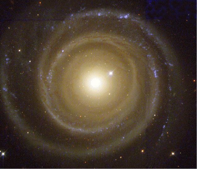 http://antwrp.gsfc.nasa.gov/apod/image/0201/ngc4622_hst_big.jpg