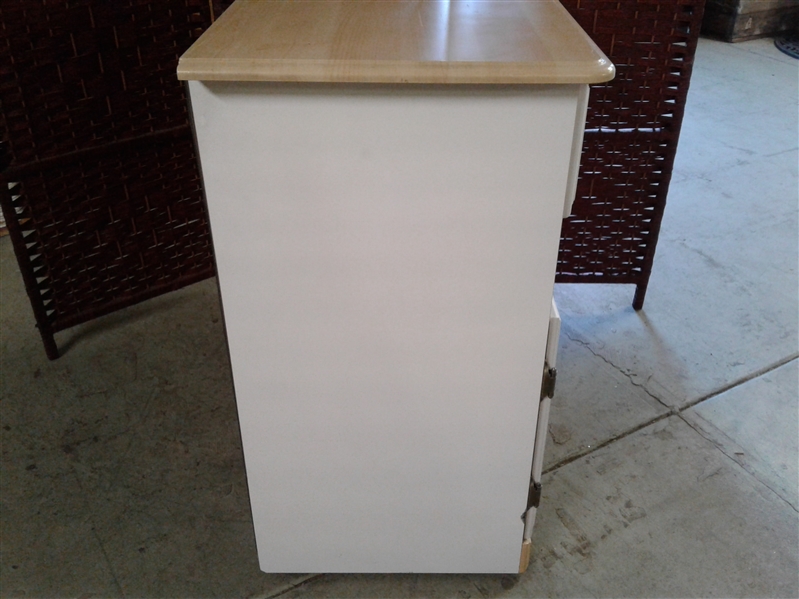 Small Cabinet on Wheels