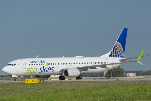 United Eco-Skies 737-900ER with added livery to indicate biofuel on board