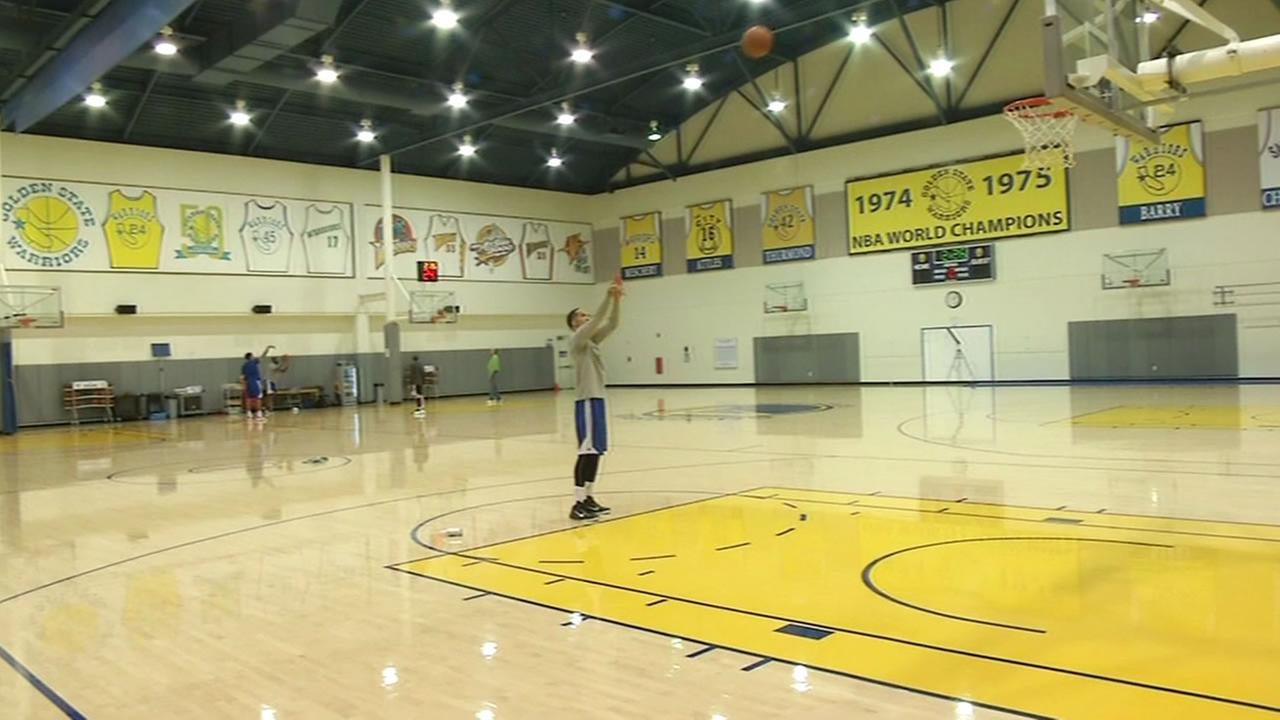 Golden State Warriors hold last practice before heading to Memphis for