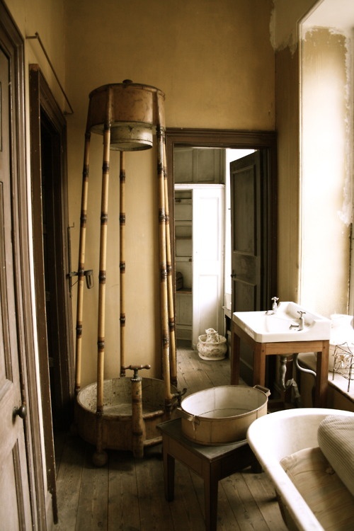 Rustic Bathroom Design inspiration