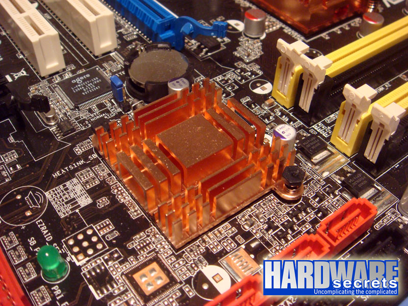 South bridge chip with its passive heatsink