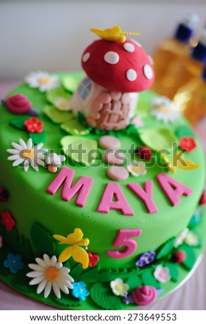 Amazing birthday cake with a lot of fine details, fairy garden theme