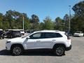 2019 Bright White Jeep Cherokee Latitude Plus  photo #2