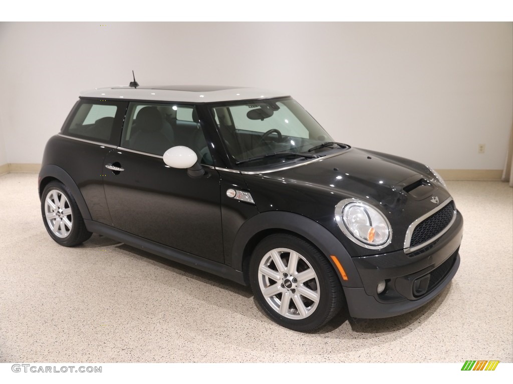 Midnight Black Metallic Mini Cooper