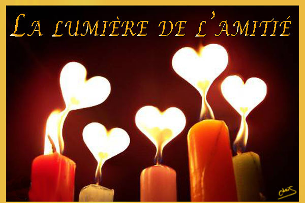 la lumière de l'amitié.Bougie et Coeur 