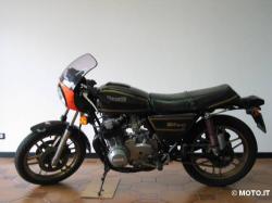 Benelli 250 2 C 1986 photo - 5