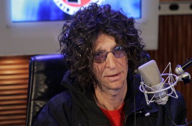 howard-stern-contract-resigns-with-sirius-xm.JPG