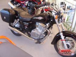 Suzuki GZ250 Marauder 2001 #8