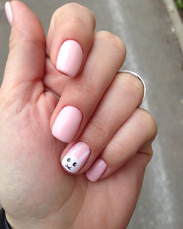 Easter-pink-nails-with-white-bunny