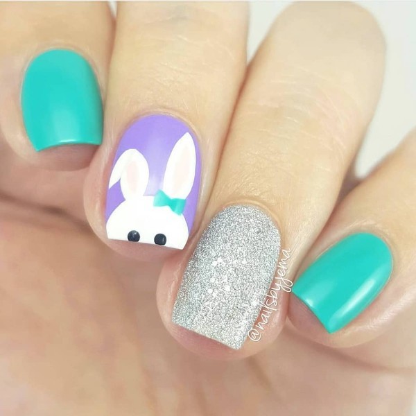 cute-nail-design-with-easter-rabbit