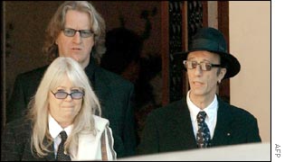 Robin Gibb and other mourners at the funeral