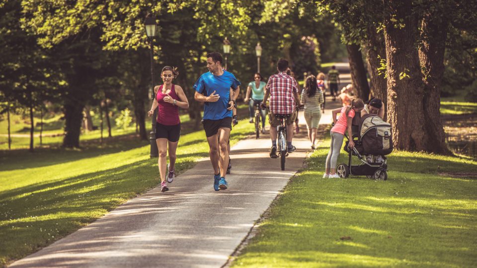 People running in parks