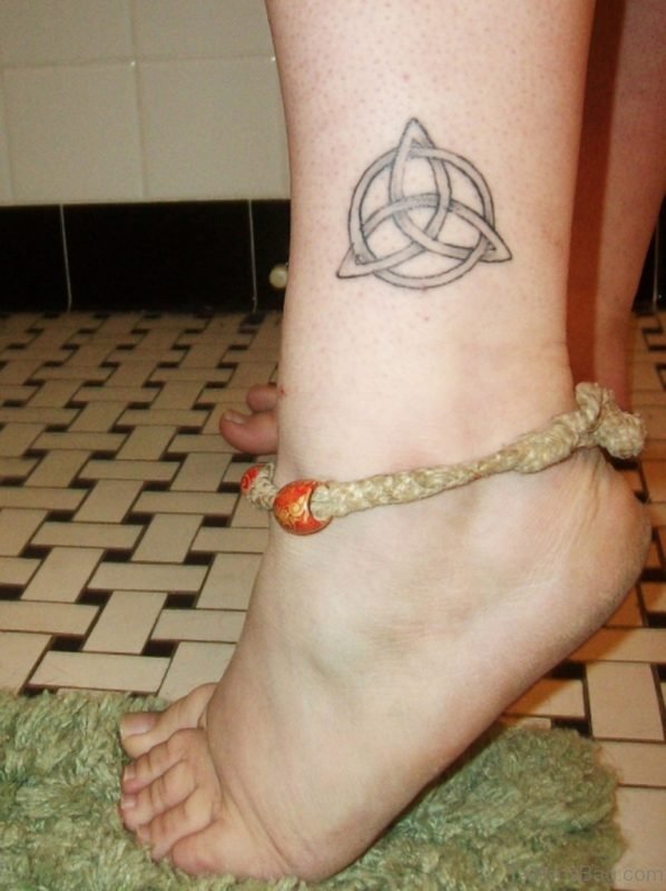 33 Nice Celtic Tattoos On Ankle