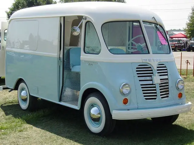 1959 International Harvester Metro A-120