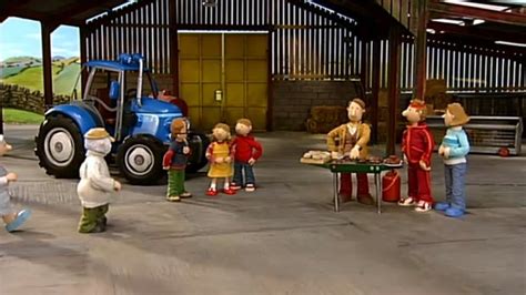 Watch Little Red Tractor - Series 3 - Episode 10 Online Free