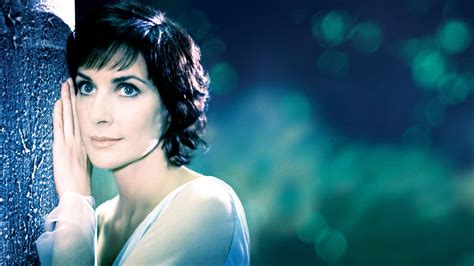 Enya - Dark Sky Island (20/11/2015) - Pop / Variété Internationale ...