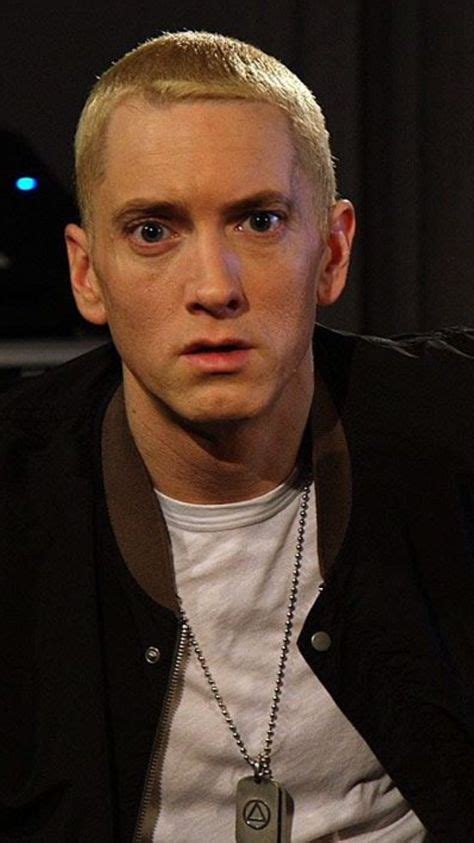 AWW he looks worried 😟 | OMGGGGG IT'S EMINEM AKA WHO I FREAKING LOVE in ...