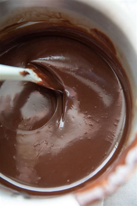 Easy Dipping Chocolate - Better Than Fondue! - Lauren's Latest