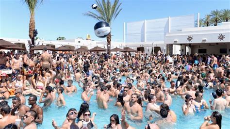 Enjoy the Vegas Heat with Vegas Pool Parties