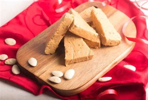 Almond nougat recipe - FoodsDiary