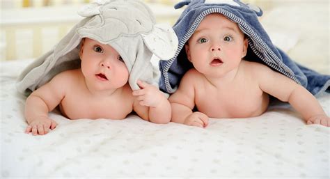 Calling All Twin Baby Models!