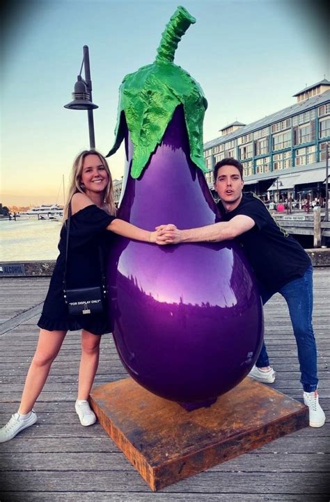 Best 10 Pics Of LazarBeam With His Current Girlfriend - Celebritopedia