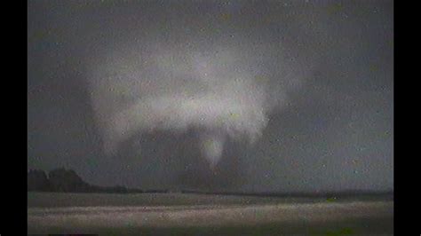 Hallam, Nebraska Tornado - 2.5 Mile-Wide F4 - May 22, 2004 | Hallam ...