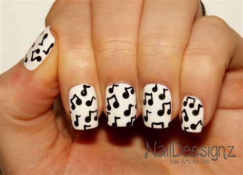 NailDeesignz: Musical Notes Nail Art