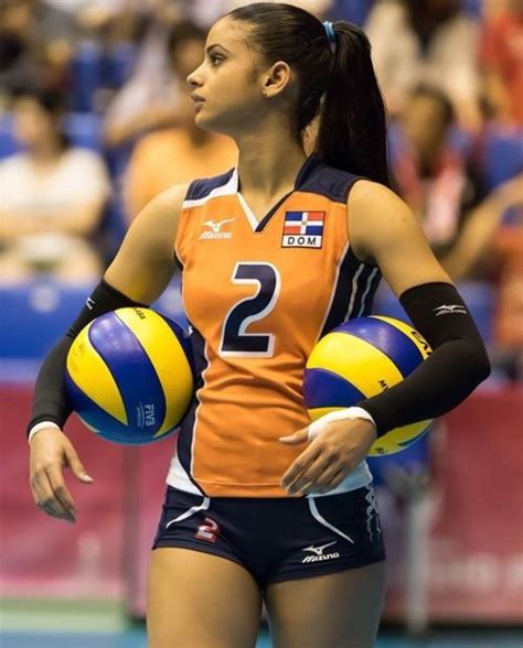 Winifer Fernandez Is An Olympic Volleyball Player And She Is Setting ...