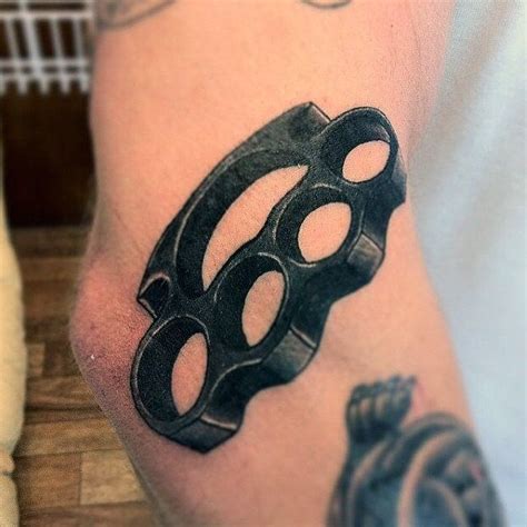 40 Cool Brass Knuckle Tattoo Designs for Men | Brass knuckle tattoo ...