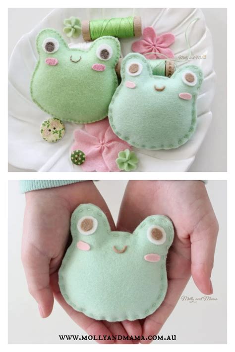 Felt Frogs Free Sewing Pattern