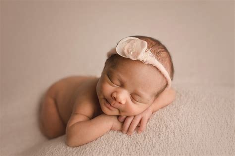 Classic Preemie Girl Newborn Pictures Simpsonville SCNatural Greenville ...