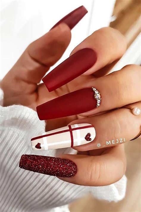 23 Beautiful Ways to Rock Red Coffin Nails – StayGlam