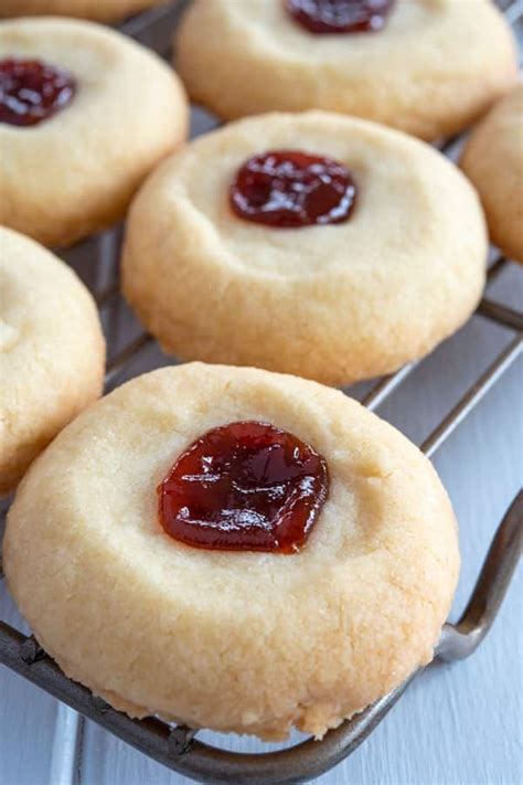 Mantecaditos Recipe | Traditional Puerto Rican Christmas Cookies