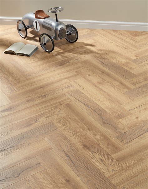 Herringbone Oak Effect Laminate Flooring – Flooring Ideas