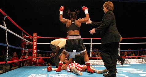 “The Greatest Knockout In Women’s Boxing History” Wolfe vs. Ward 5/8/04 ...