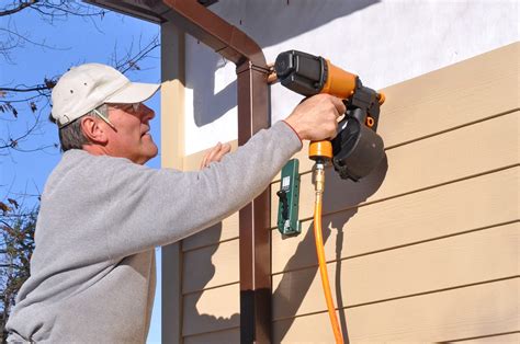 Hardie Siding Installation: DIY or Certified Contractor?