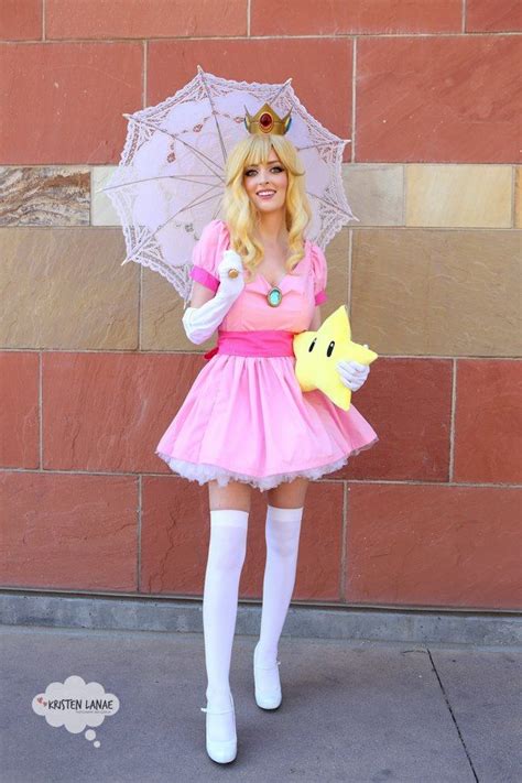 Kristen Lanae - Princess Peach Cosplay - Super Mario Bros. Costume ...