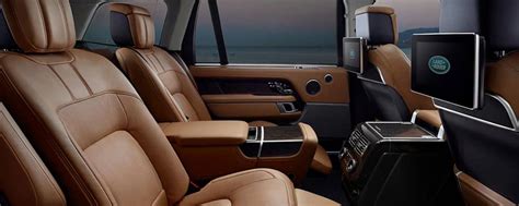 2020 Land Rover Range Rover Interior Features | Range Rover Capacity