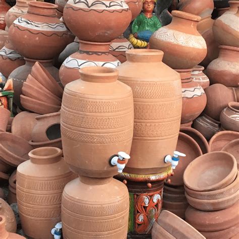 How are Clayware or Earthenware Cookware made? - NewBasics