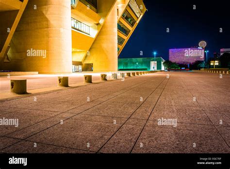 Dallas city hall hi-res stock photography and images - Alamy