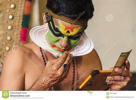 Kathakali makeup editorial photography. Image of lord - 65677652