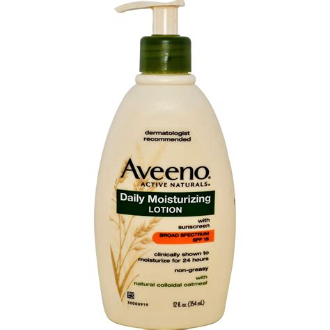 Aveeno Active Naturals Daily Moisturizing Lotion with Sunscreen SPF 15 ...