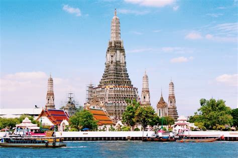 How to Get Wat Arun Temple in Bangkok - Adorable Backpacker