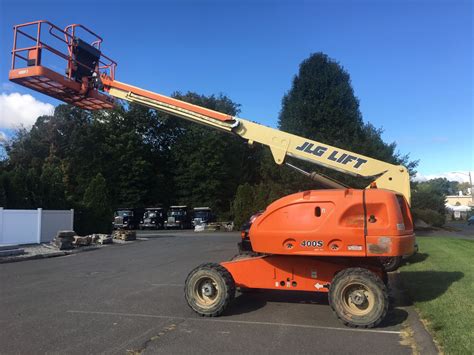 JLG Telescopic Boom Lift Rental CT | 40 Foot Boom Lift For Rent CT