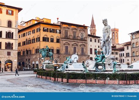 Fountain on Piazza Della Signoria in Florence City Editorial ...