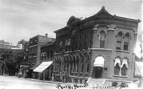 Greene County Iowa IAGenWeb - Photos - Jefferson 12 Historic Views