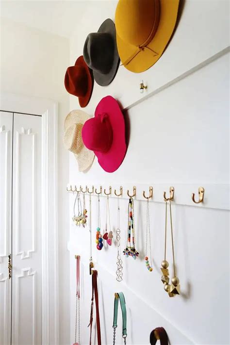 27 Space-Saving Closet Wall Storage Ideas To Try - Shelterness